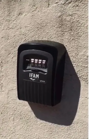Appartamento Indipendente Con Cucina E Lavatrice In Zona Tranquilla A Pochi Minuti Di Bus O Auto Dalle Spiagge Piu Belle La Maison De Famille Olbia Apartment